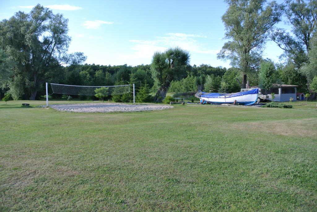 Willa Adamow Mielno  Buitenkant foto